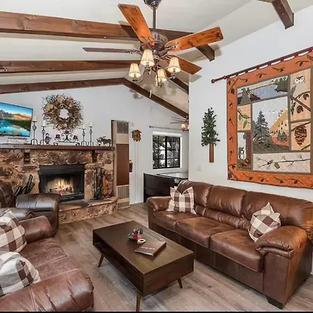 Villa Cozy 3Br, Steps To Trails & Snow, Pool Table